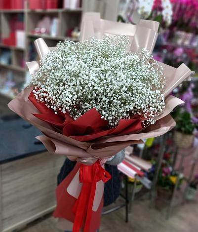 Букет цветов из: Гипсофила в Южно-Курильске
