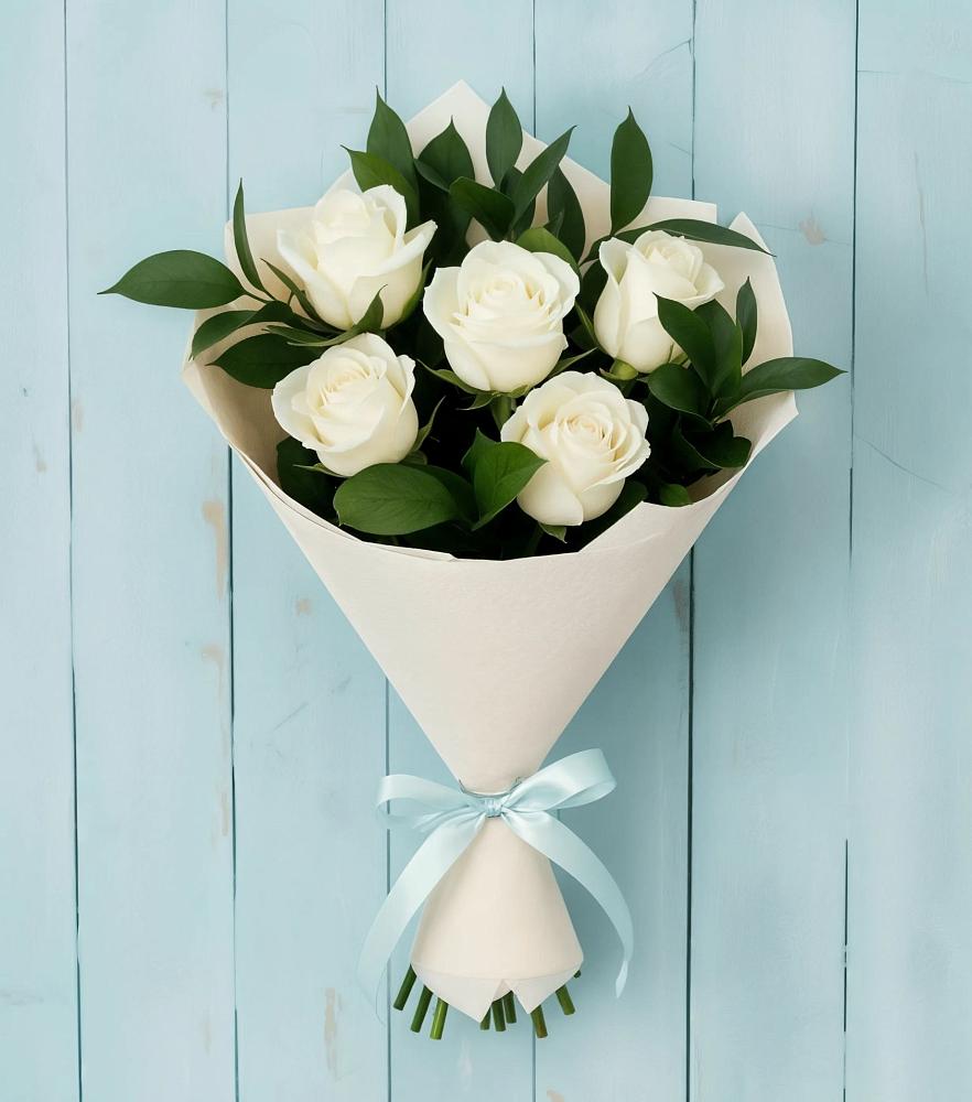 Букет цветов из: Розы в Южно-Курильске