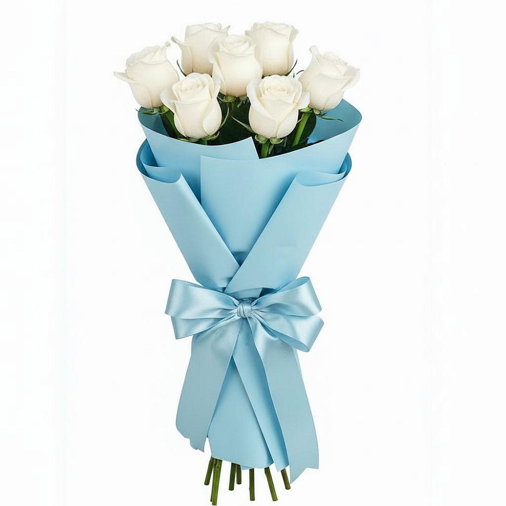 Букет 7 белых роз Проуд в Южно-Курильске