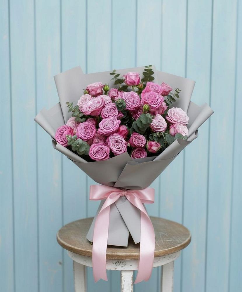 Букет цветов из: Розы в Южно-Курильске