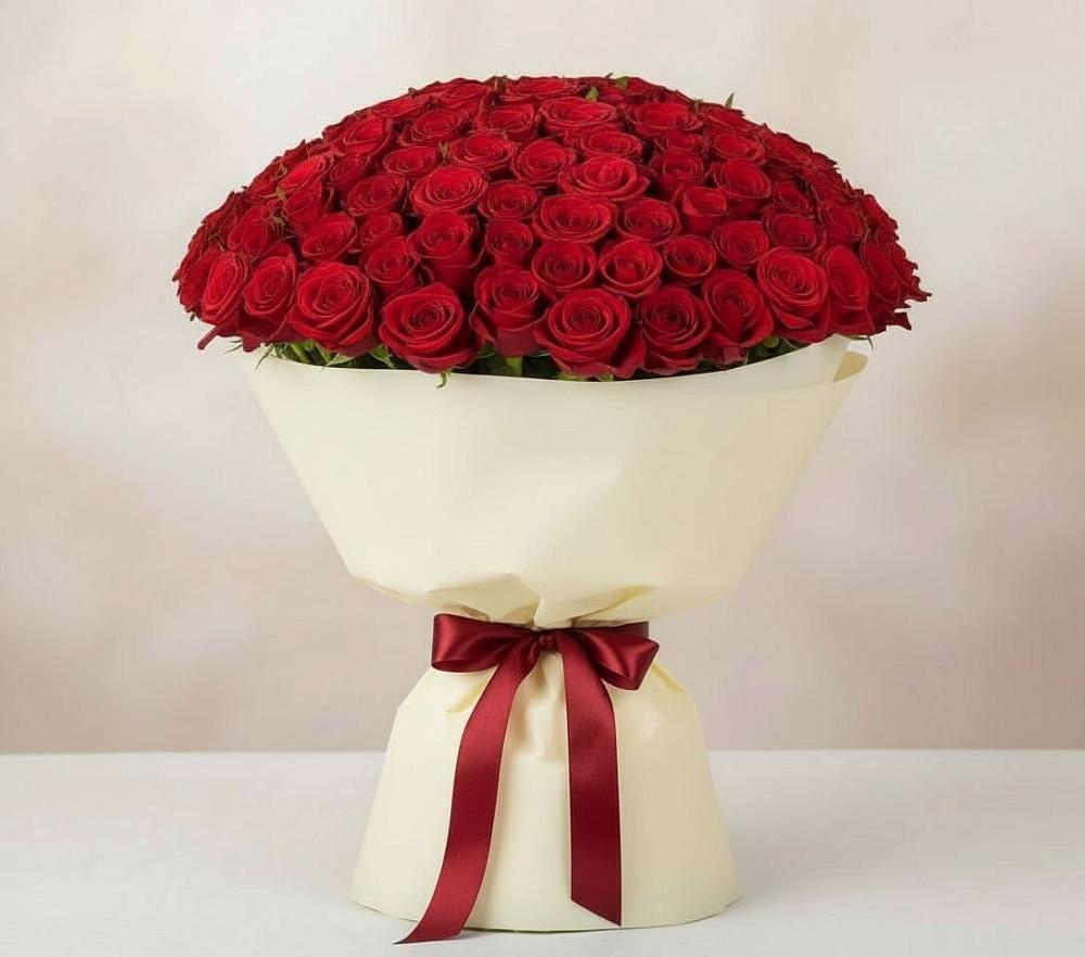 Букет 101 Красная роза Милано в Южно-Курильске