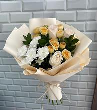 Букет цветов из:  Розы и Хризантемы в Южно-Курильске