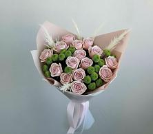 Букет цветов из:  Розы и Хризантемы в Южно-Курильске