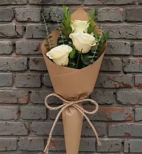 Букет цветов из:  Розы в Южно-Курильске