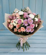 Букет цветов из:  Хризантемы, Розы и Альстромерии в Южно-Курильске