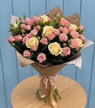 Букет цветов из:  Розы #REPLACE_PRED# Южно-Курильске
