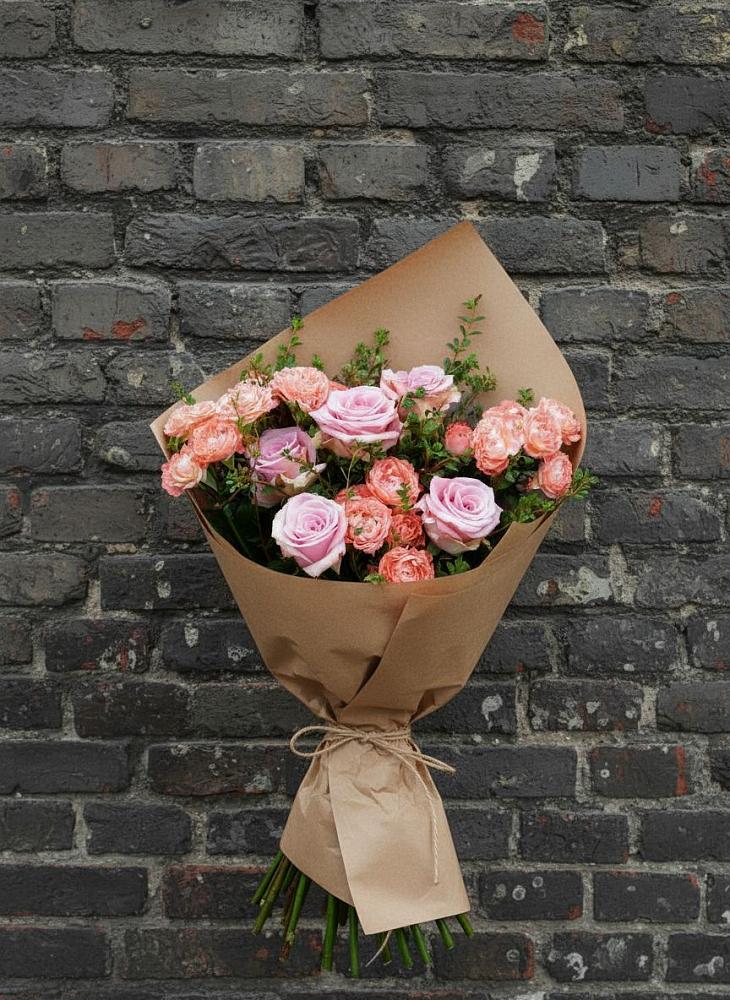 Букет цветов из: Розы в Южно-Курильске