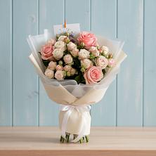 Букет цветов из:  Розы в Южно-Курильске