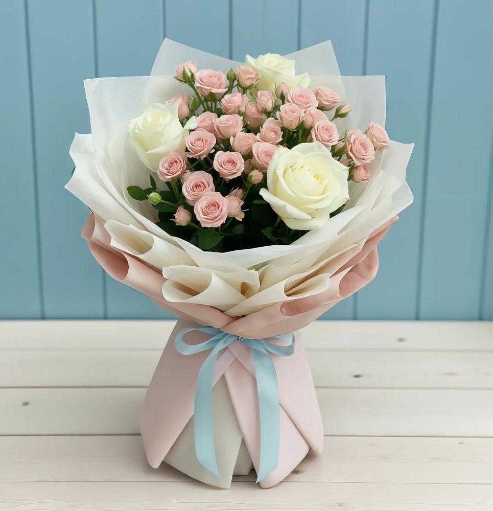 Букет цветов из: Розы в Южно-Курильске