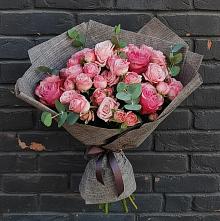 Букет цветов из:  Розы в Южно-Курильске